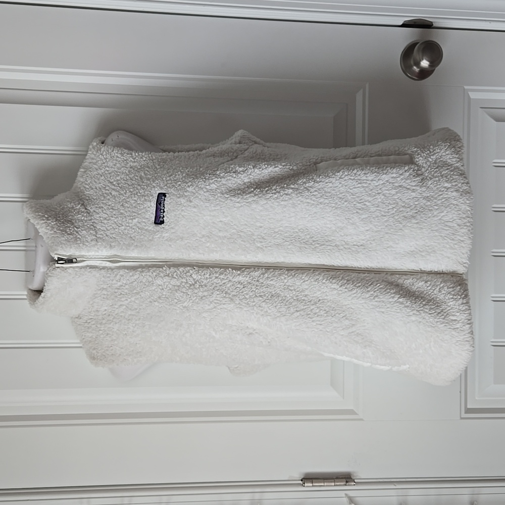 Patagonia White Fleece Vest